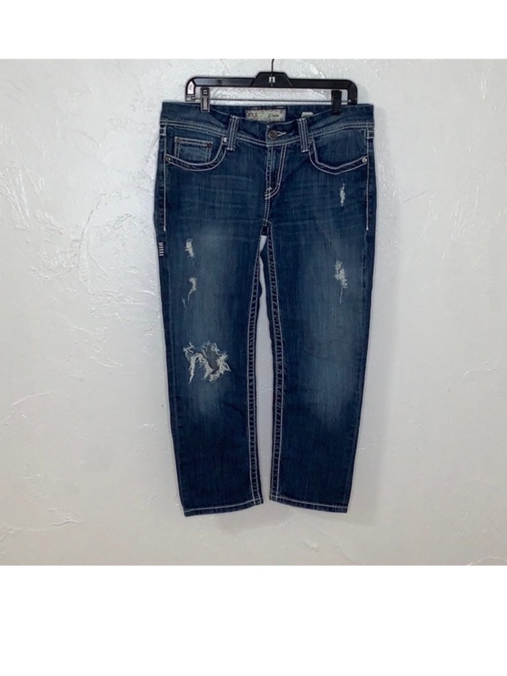 BKE denim Stella Destroyed Distressed and ripped Cropped jeans size 32 EUC